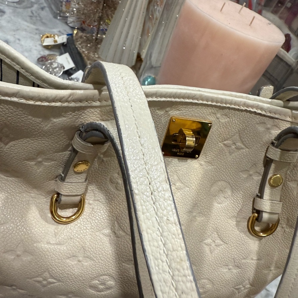 Louis Vuitton Empriente Citadines Tote - Picture 9 of 10